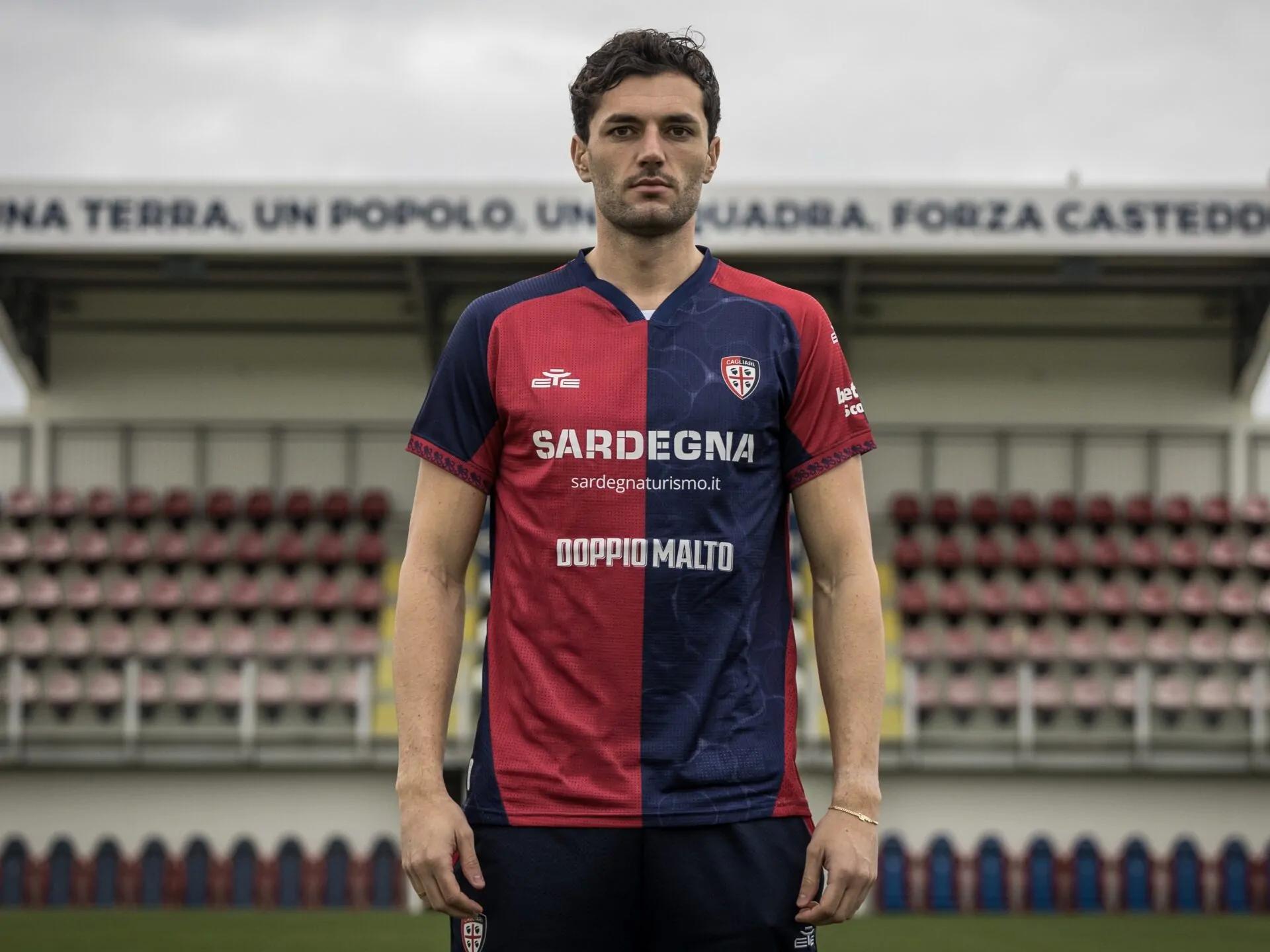 世界杯赛事直播软件下载-官方：科莫中卫阿尔贝托-多塞纳租借回归卡利亚里